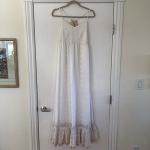 A Pea in the Pod Maxi Maternity Dress